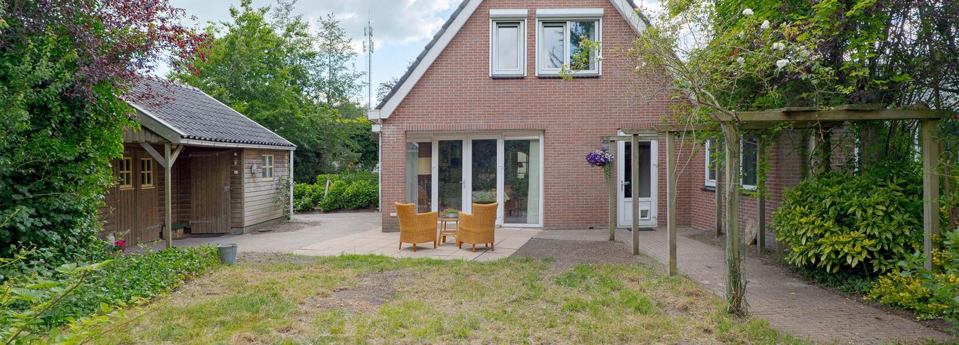 Te koop in Drenthe: vrijstaande woning met ruime bedrijfsruimte