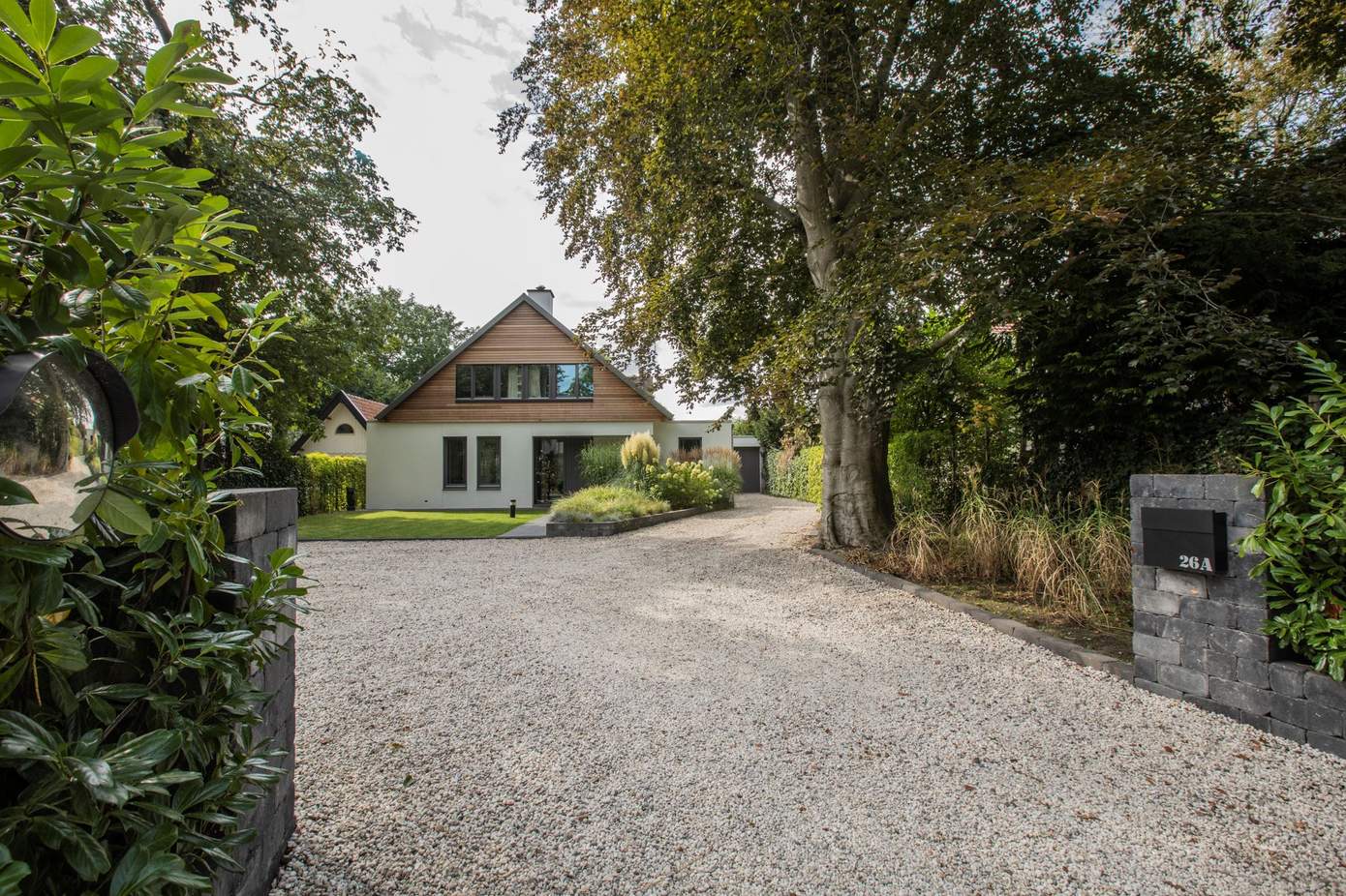 Te koop in Drenthe: luxe villa met groot perceel