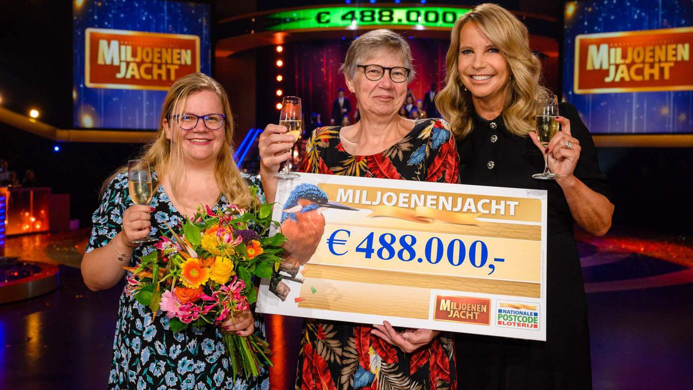 Inwoonster van Ubbena wint bijna half miljoen in Postcode Loterij Miljoenenjacht