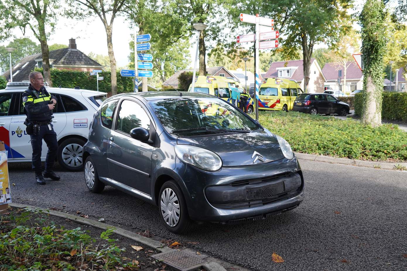 Gewonden bij ongeval tussen twee auto's (Video)