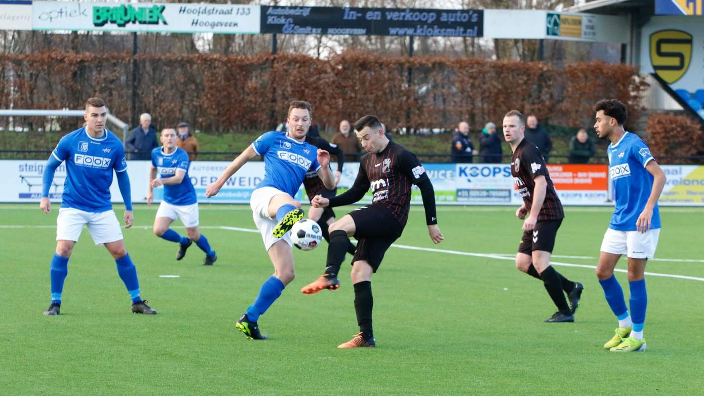 Hoogeveen zaterdag en zondag schrijven drie punten bij (video)