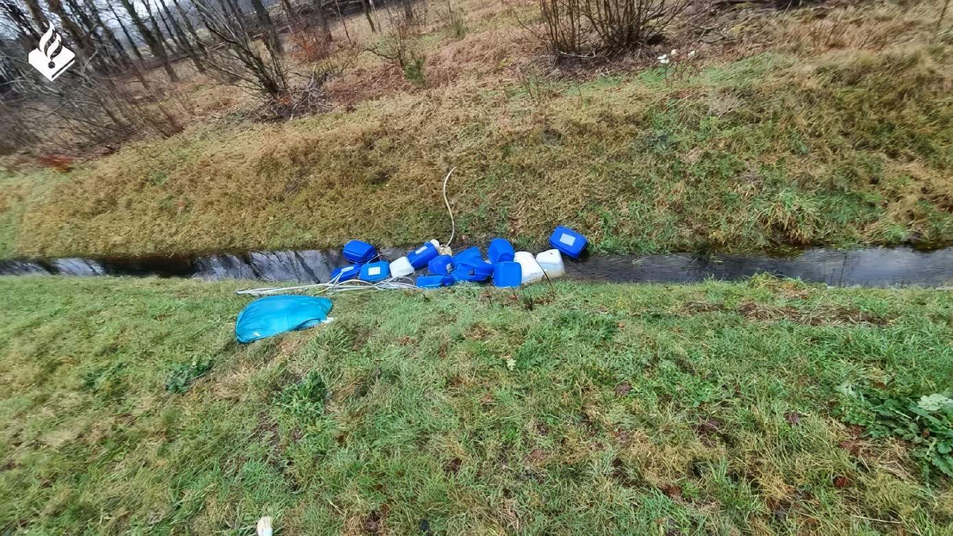 Politie zoekt tips over drugsdumpingen in Smilde, Beilen en Jubbega