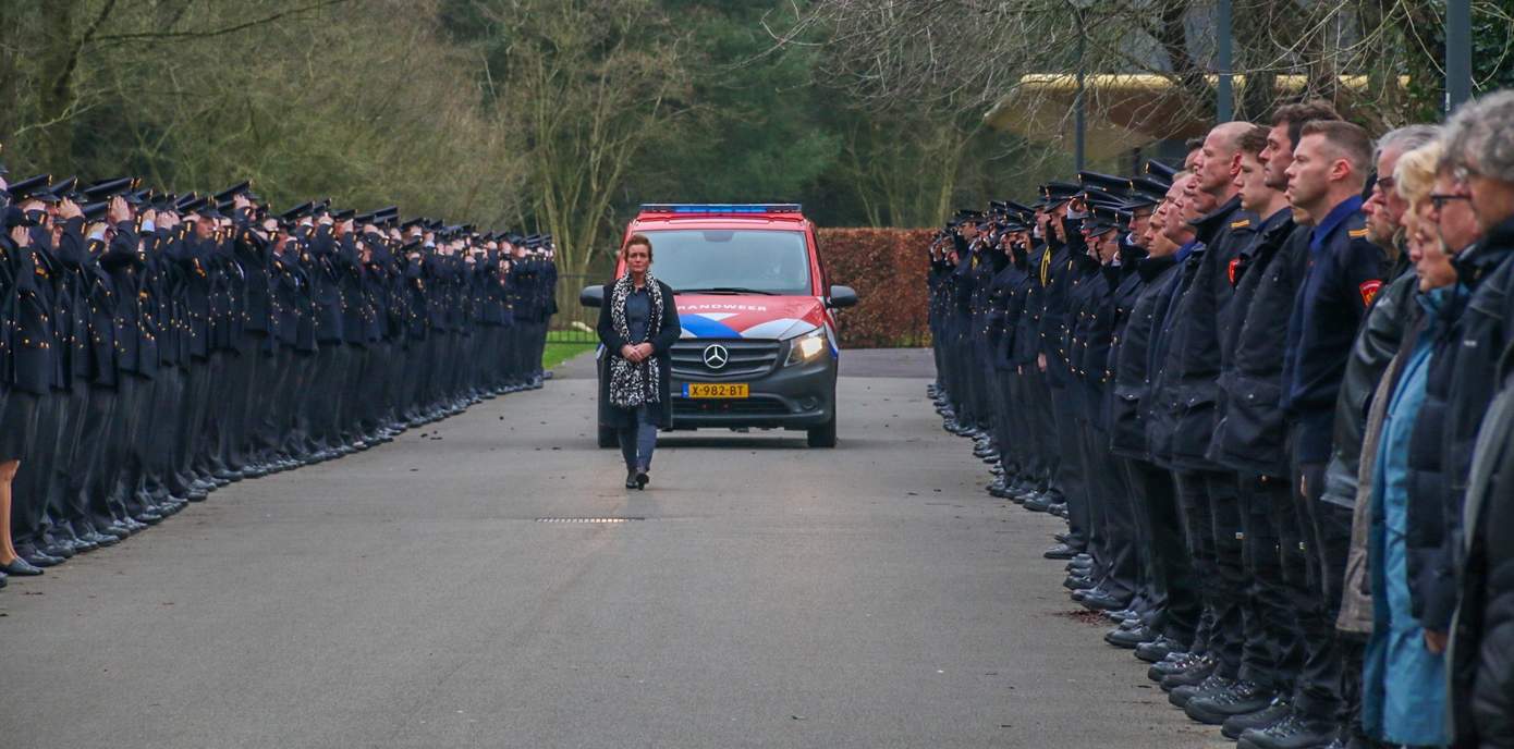 Erehaag voor plots overleden brandweerman uit Klazienaveen