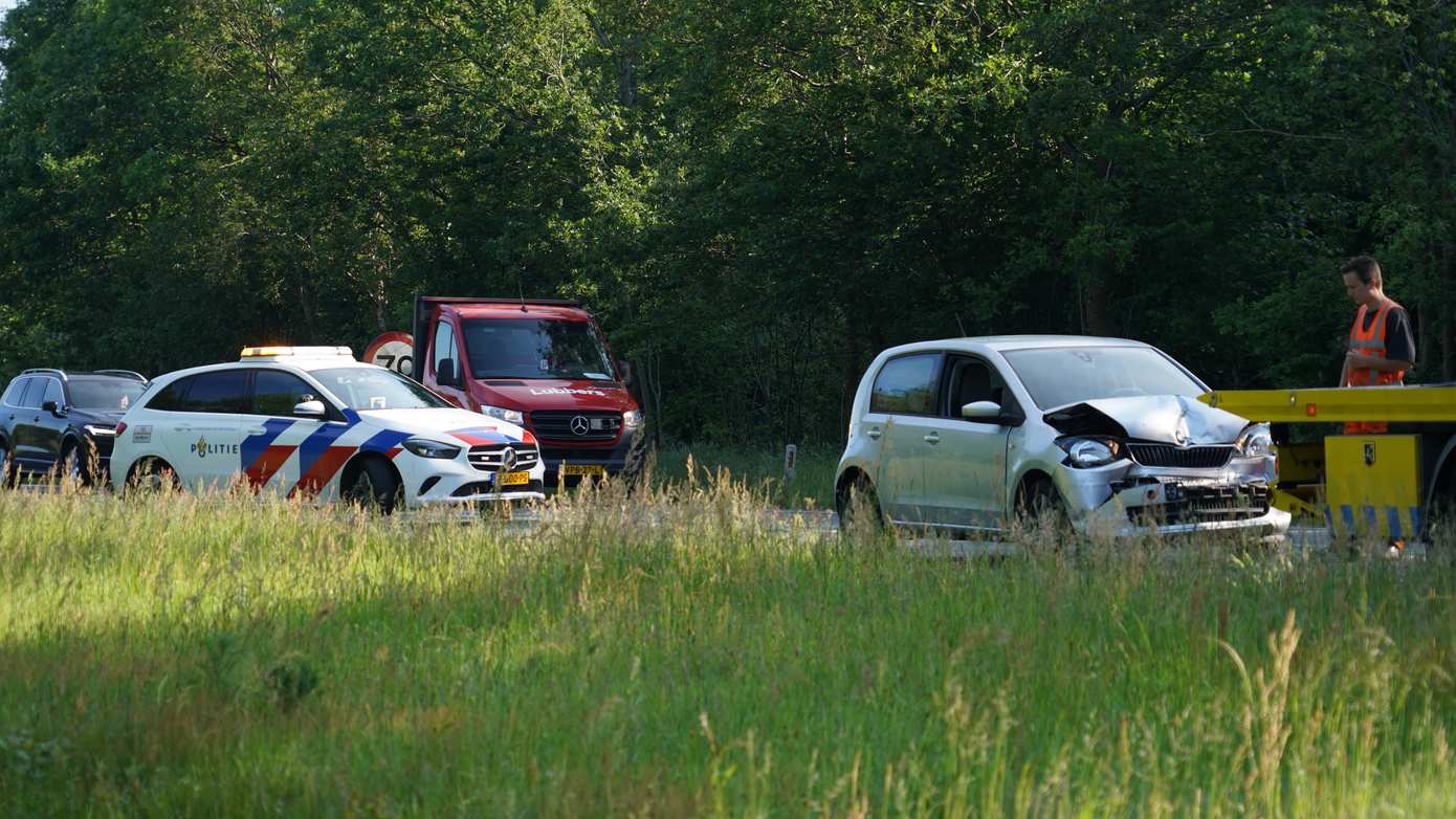 Twee gewonden bij twee ongevallen op N34 bij Gieten
