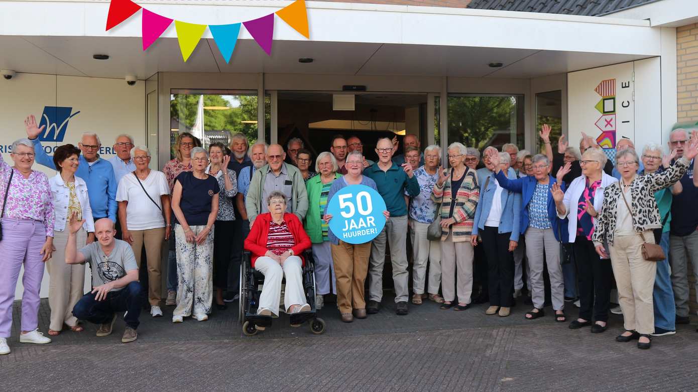 Woonservice zet huurders die al 50 jaar of langer huren in het zonnetje