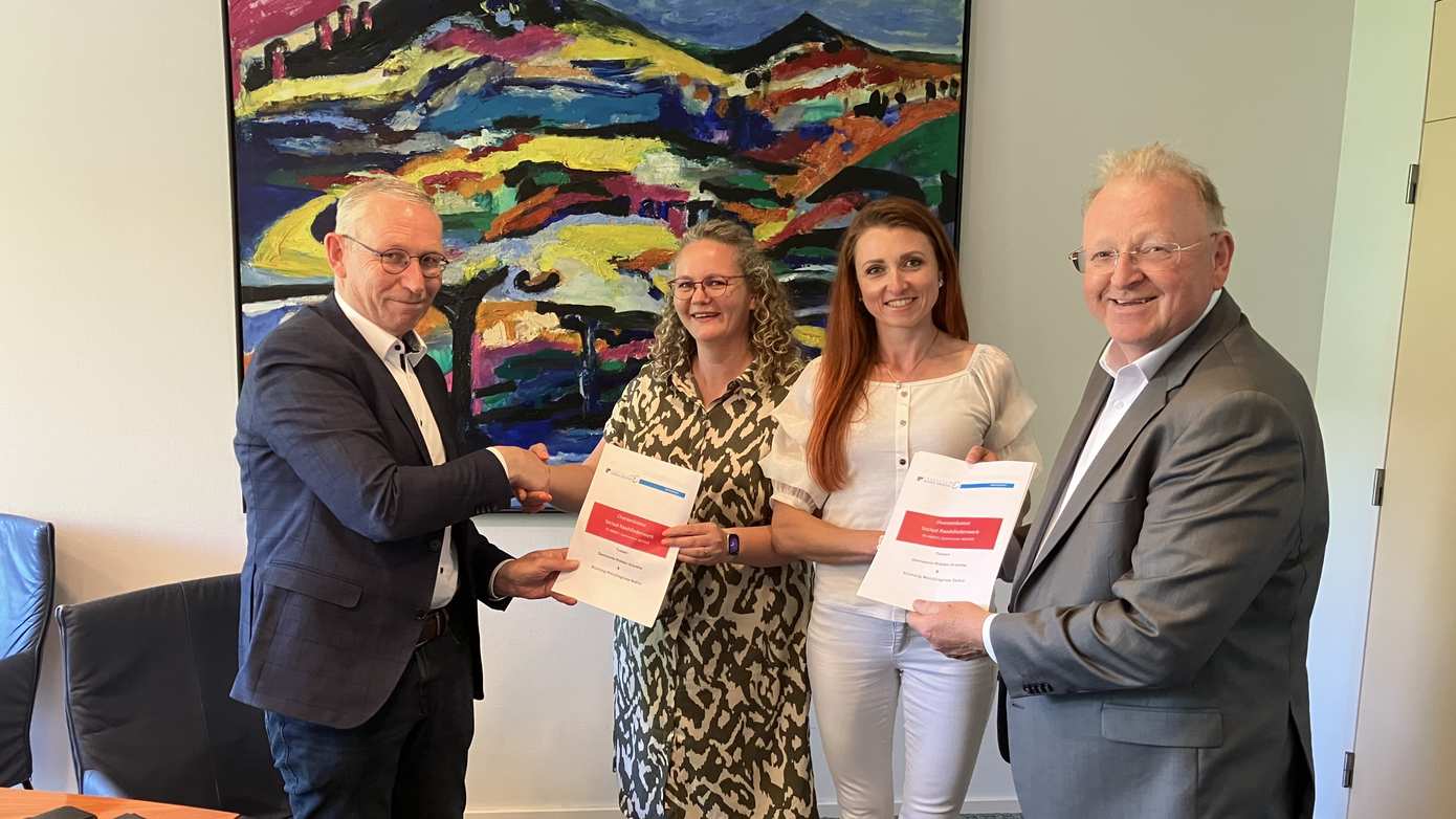 Midden-Drenthe en Sedna verlengen samenwerking met versterkt team sociaal raadslieden