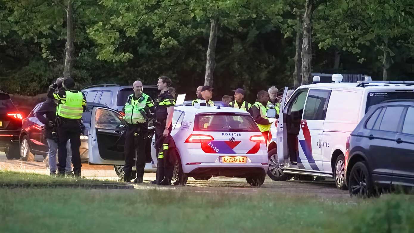Politie schaalt zoekactie naar vermist 16-jarig meisje op: dirtbikes en Veteranen Search Team ingezet