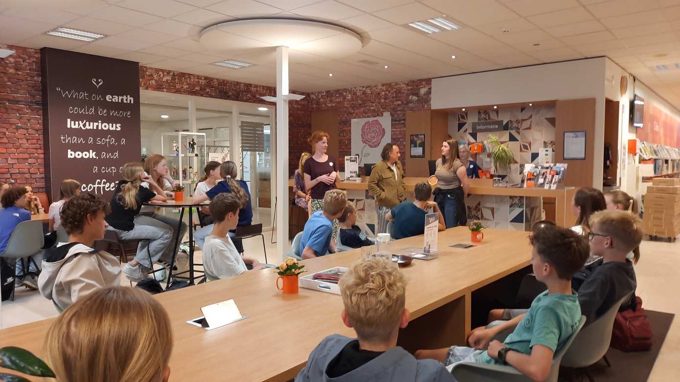 Tentoonstelling ‘Helden en Roem’ in Bibliotheek Meppel