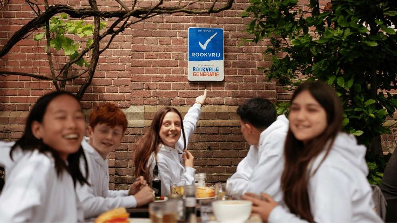 Zomeruitjes in Drenthe steeds vaker rookvrij