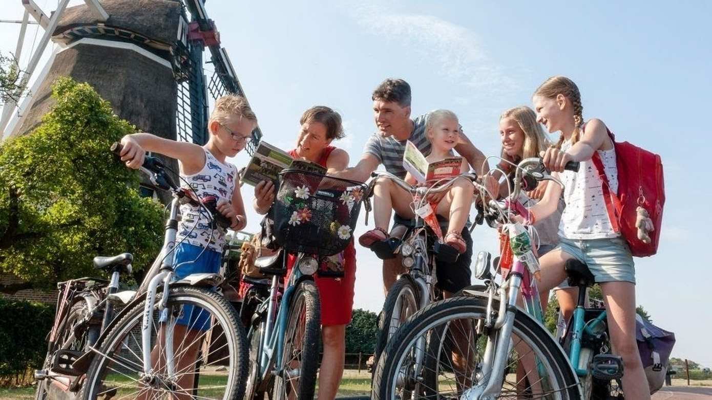 Westerbork viert Fiets4Daagse met thema winter