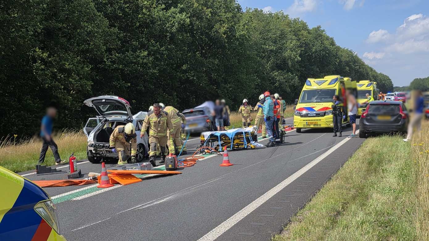 Vrouw (35) overleden na ernstig ongeval N34