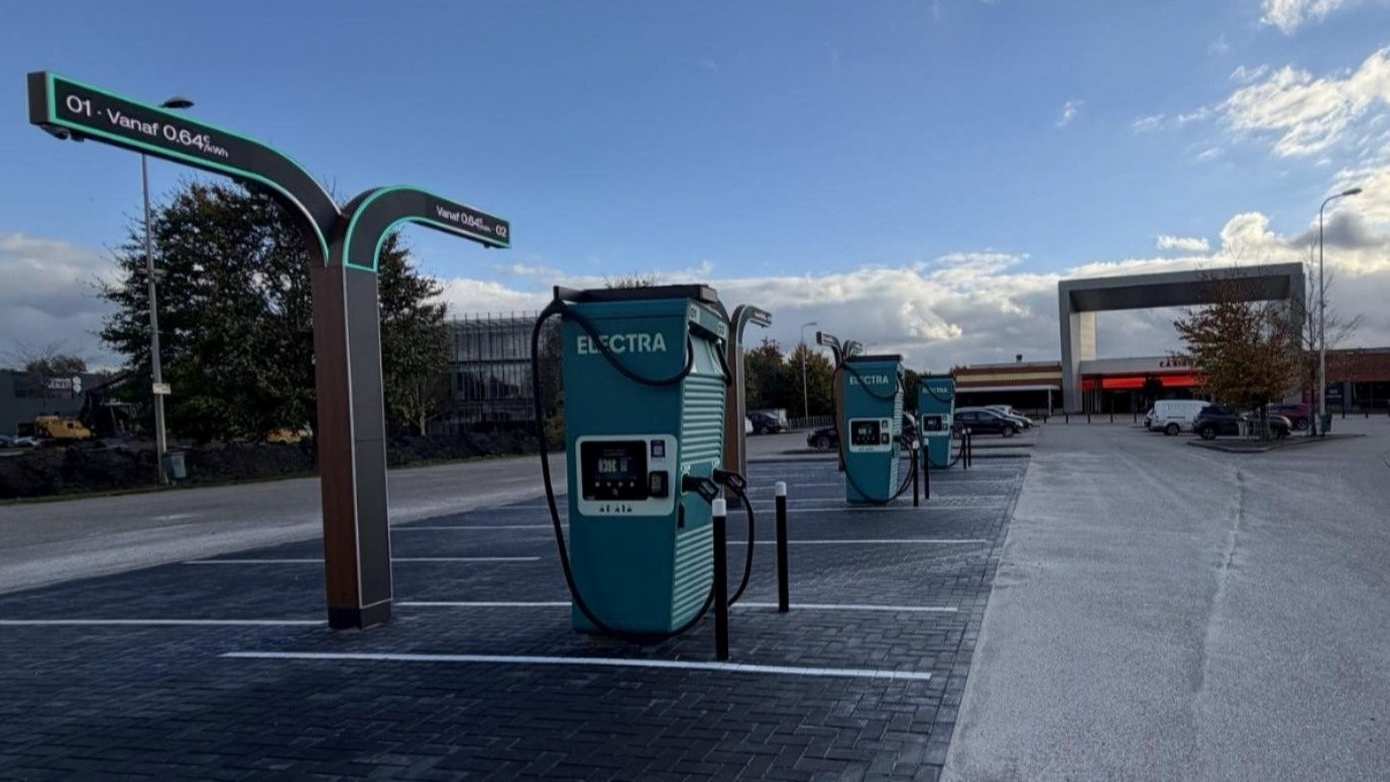 Electra opent nieuw snellaadstation voor elektrische voertuigen bij Win Casino in Beilen
