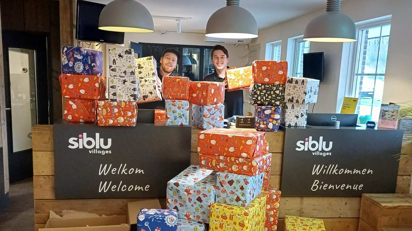 Stichting Thania Lawrence en Siblu Meerwijck brengen extra warmte naar kinderen in armoede met magisch Sinterklaasfeest