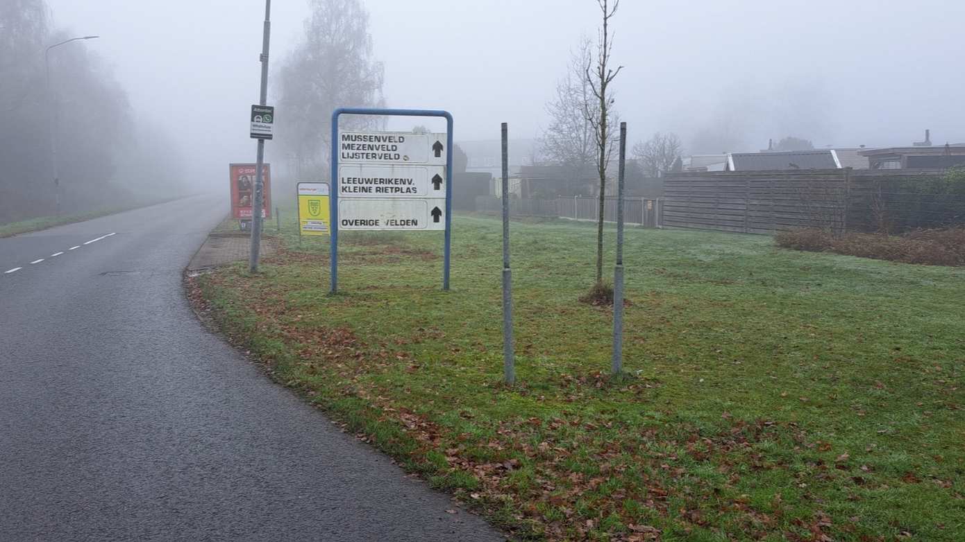 Wijkbord Rietlanden gestolen na recente vernieuwing, wijkvereniging roept inwoners op tot tips