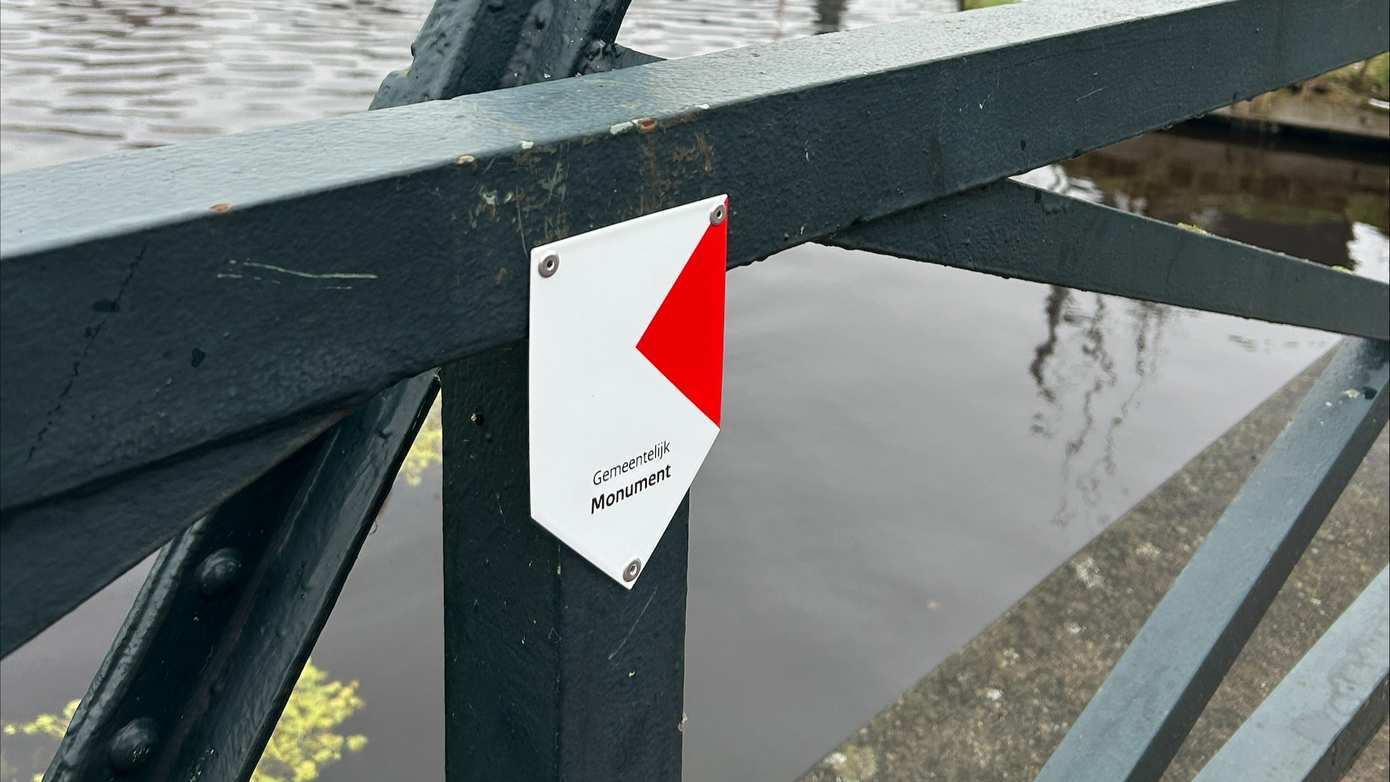 Emmen laat erfgoed zien: gratis schildjes voor gemeentelijke monumenten