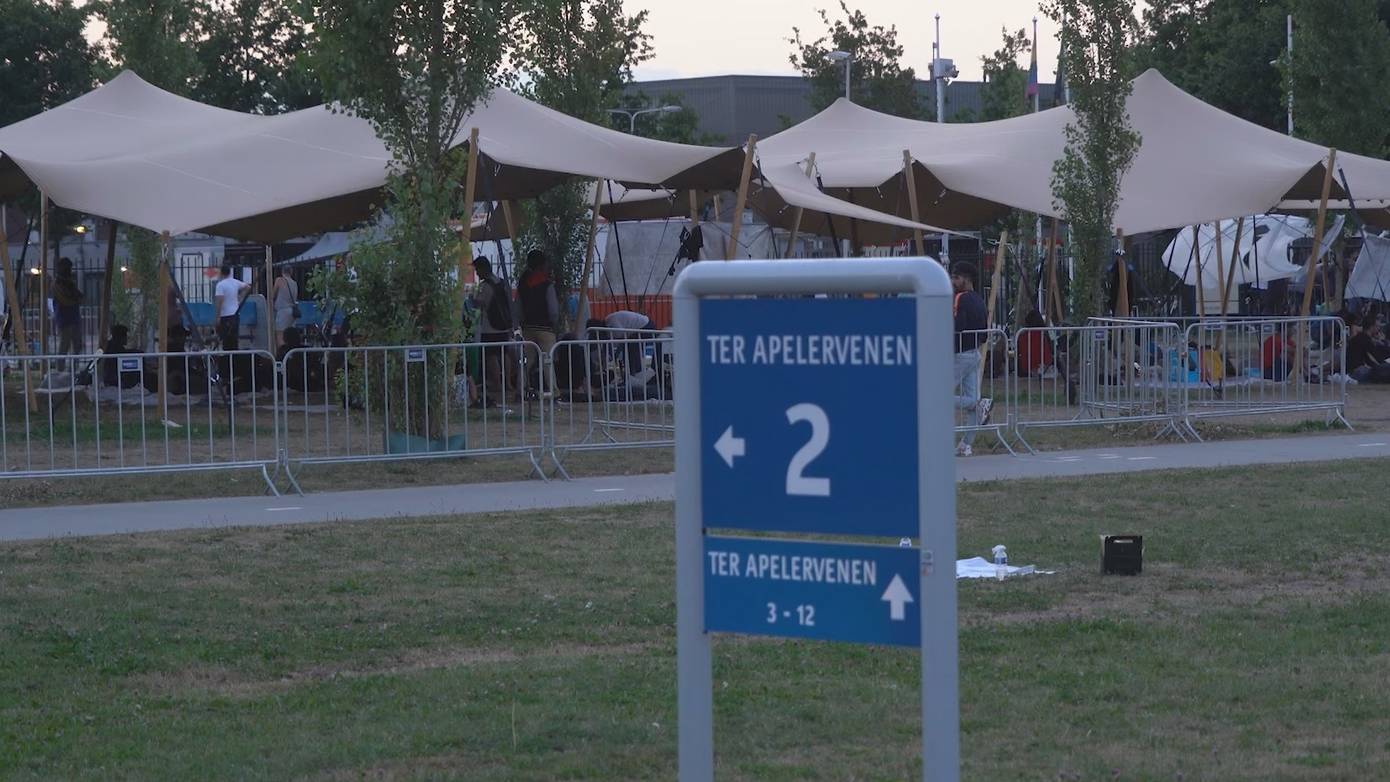 Baby van 10 maanden onder verdachte omstandigheden overleden op AZC Ter Apel