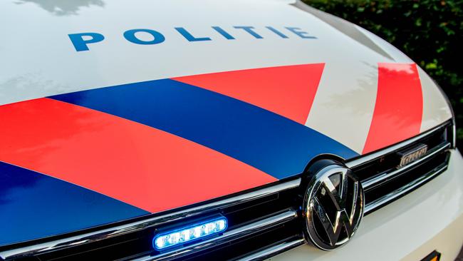 Politie start zoektocht naar blauwe Fiat Punto die doorreed na aanrijding
