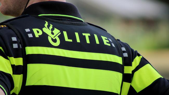 Politie zoekt twee jongens op snorscooter die vluchten na ongeval