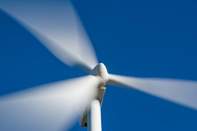 Opnieuw dreigbrief voor ondernemer windpark; Bedrijf trekt zich terug