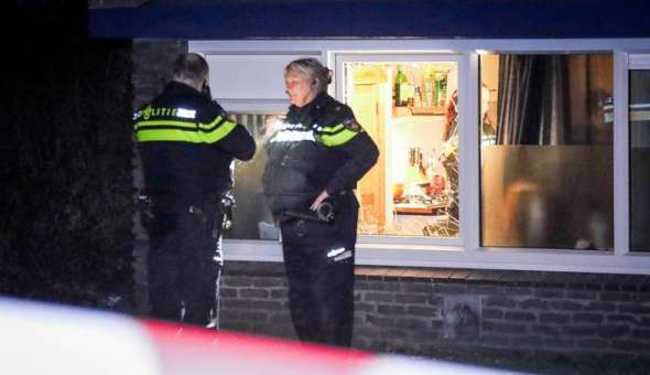 Politie onderzoekt overval op flatwoning in Emmen (Video)
